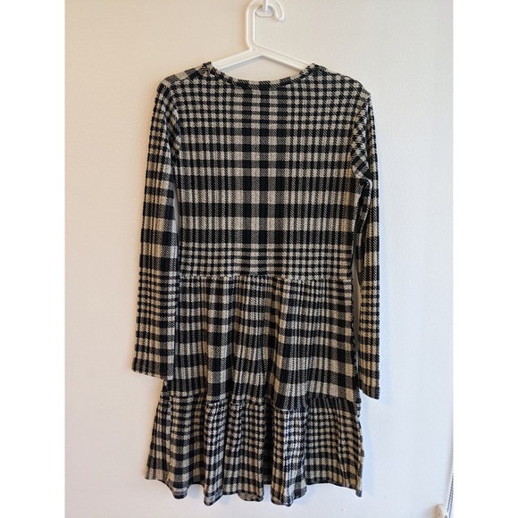 Zara Mini Dress - Picture 2 of 3